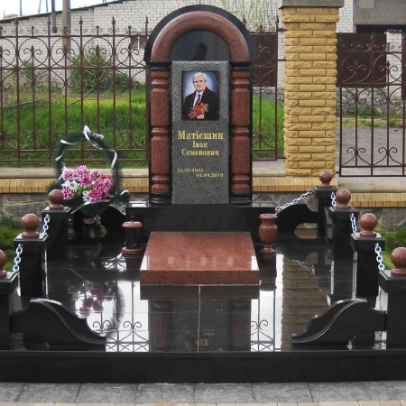 Эксклюзивные памятники (одинарные) (95)