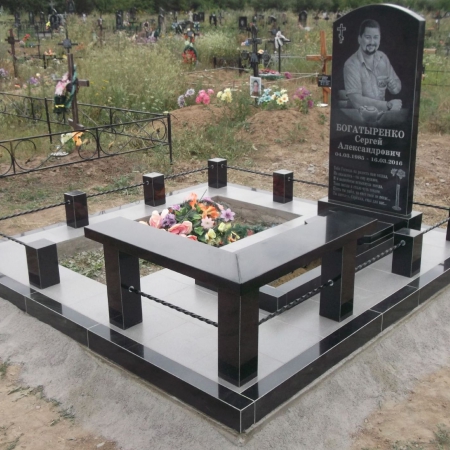 Эксклюзивные памятники (одинарные) (132)