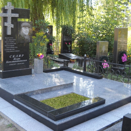 Эксклюзивные памятники (одинарные) (145)